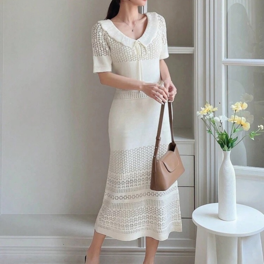 Elegant Cream Knit Midi Dress with Peter Pan Collar